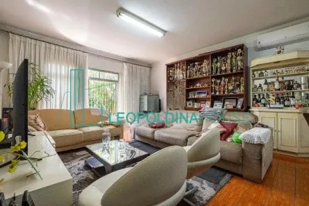 Casa com 3 Quartos para venda ou aluguel, 640m² no Vila Hamburguesa, São Paulo