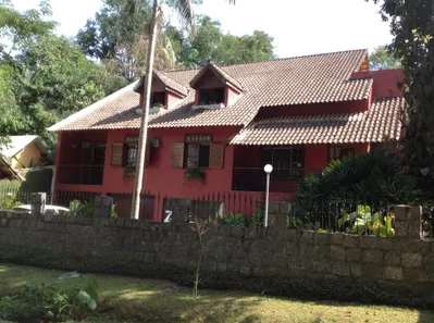 Casa com 4 Quartos à venda, 232m² no Penedo, Itatiaia