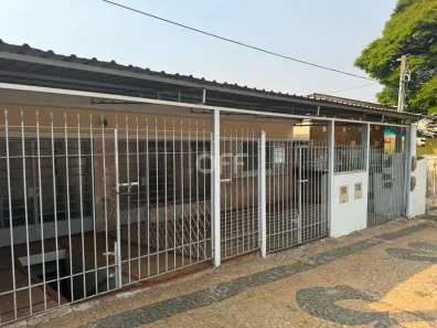 Casa com 2 Quartos à venda, 196m² no Vila Industrial, Campinas