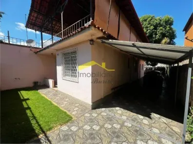 Casa com 5 Quartos à venda, 235m² no Indústrias II, Belo Horizonte