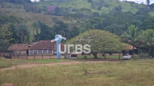 com 4 Quartos à venda, 1877m² no , Campo Limpo de Goiás