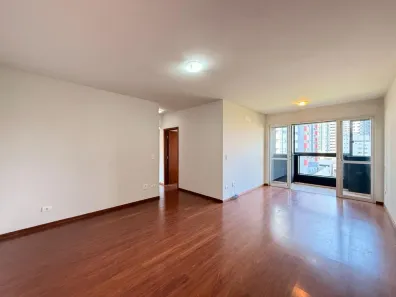 Apartamento com 3 Quartos para alugar, 115m² no Zona 07, Maringá