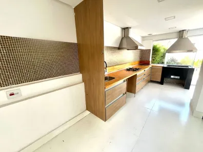 Casa de Condomínio com 3 Quartos para venda ou aluguel, 235m² no Tamboré, Santana de Parnaíba