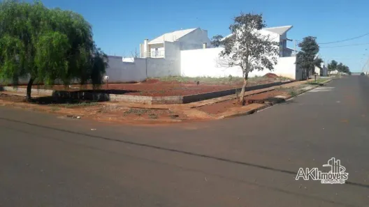Lote/Terreno à venda, 604m² no Jardim Oriental, Maringá
