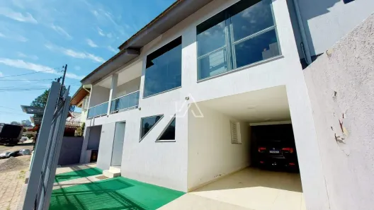 Casa com 3 Quartos à venda, 170m² no Lucas Araújo, Passo Fundo