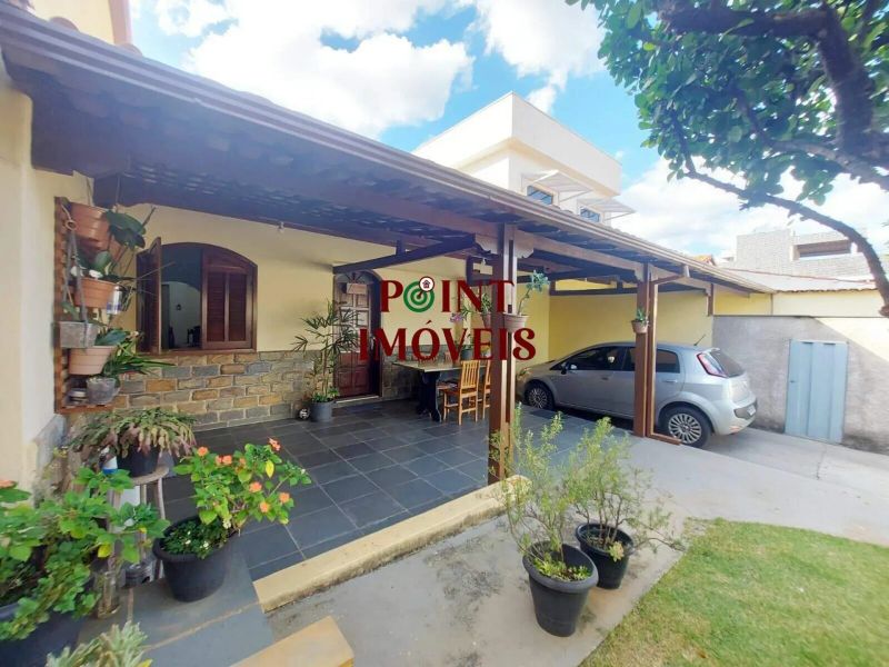Casa com 6 quartos — Palmeiras, Belo Horizonte