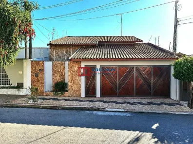 Casa com 3 Quartos à venda, 234m² no Castelinho, Piracicaba