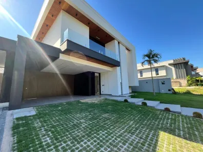 Casa de Condomínio com 4 Quartos à venda, 330m² no Rio Madeira, Porto Velho