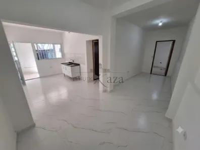Casa com 2 Quartos para alugar, 70m² no Parque Novo Horizonte, São José dos Campos
