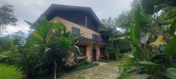 Casa de Condomínio com 3 Quartos à venda, 400m² no Chácara Granja Velha, Carapicuíba