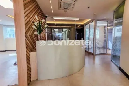 Sala Comercial para alugar, 187m² no Vila Bastos, Santo André