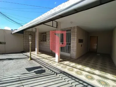 Casa com 2 Quartos para alugar, 90m² no Caiçaras, Belo Horizonte
