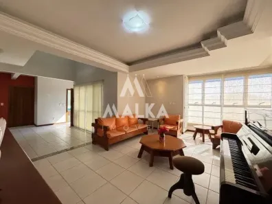 Casa com 3 Quartos para alugar, 262m² no Pantanal, Florianópolis