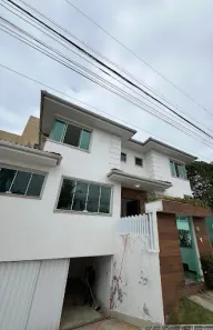 Casa com 5 Quartos para alugar, 240m² no Cancela Preta, Macaé