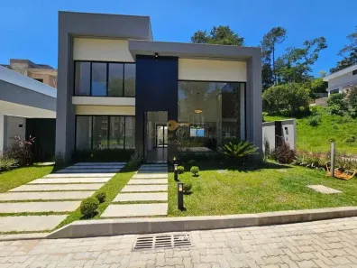 Casa de Condomínio com 3 Quartos à venda, 147m² no Posse, Teresópolis
