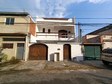 Casa com 3 Quartos à venda, 214m² no Centro, Mesquita