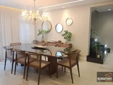 Casa com 4 Quartos à venda, 300m² no Guabirotuba, Curitiba