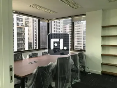 Sala Comercial para alugar, 225m² no Vila Olímpia, São Paulo