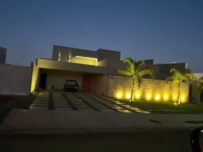 Casa de Condomínio com 4 Quartos à venda, 275m² no Residencial Mário de Almeida Franco, Uberaba