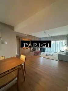 Apartamento com 3 Quartos para alugar, 154m² no Três Figueiras, Porto Alegre