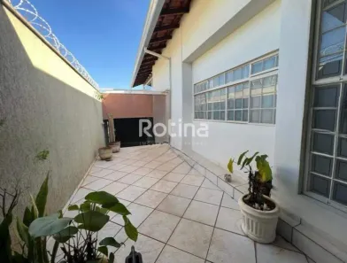 Casa com 4 Quartos à venda, 150m² no Fundinho, Uberlândia