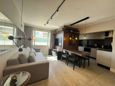 Apartamento com 2 Quartos à venda, 61m² no Centro, Florianópolis