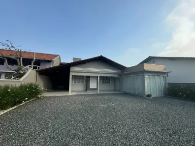 Casa com 5 Quartos à venda, 161m² no Gravatá, Navegantes