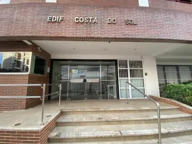 Apartamento com 2 Quartos para alugar, 65m² no Meireles, Fortaleza