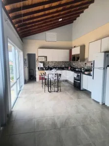 Fazenda/Sítio com 4 Quartos à venda, 250m² no Corrupira, Jundiaí