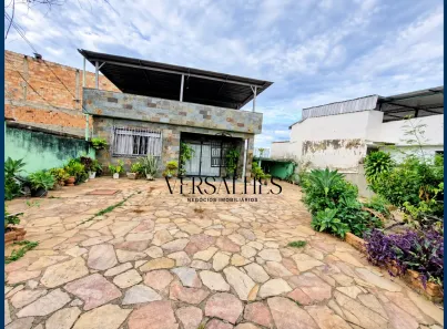 Casa com 2 Quartos à venda, 180m² no Santa Cruz, Belo Horizonte
