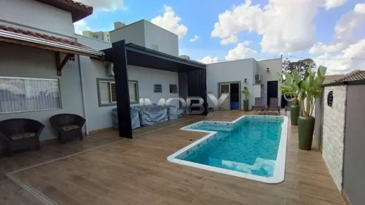 Casa de Condomínio com 3 Quartos à venda, 220m² no Quinta Ranieri, Bauru