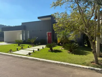 Casa de Condomínio com 4 Quartos à venda, 1000m² no , Jambeiro