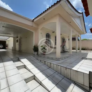 Casa com 4 Quartos à venda, 160m² no Dom Pedro I, Manaus