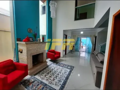 Sobrado com 3 Quartos à venda, 210m² no Flor do Vale, Tremembé