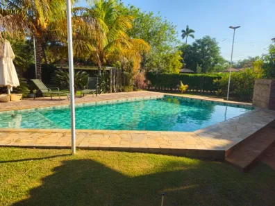 Casa de Condomínio com 4 Quartos à venda, 600m² no Monte Carlo, Guapiaçu