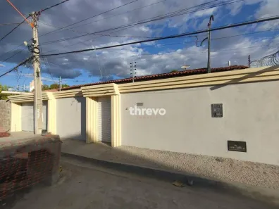 Casa com 3 Quartos à venda, 320m² no São Cristóvão, Teresina