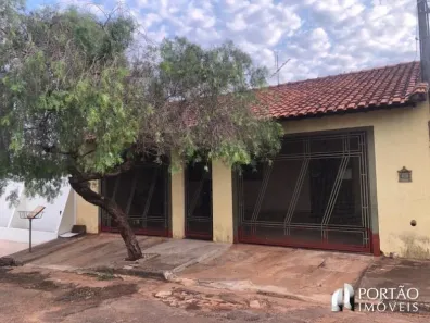 Casa com 3 Quartos à venda, 145m² no Conjunto Habitacional Isaura Pitta Garms, Bauru