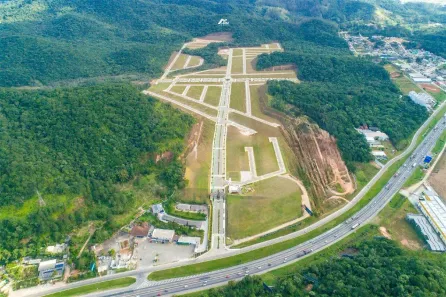 Lote/Terreno à venda, 300m² no Monte Alegre, Camboriú