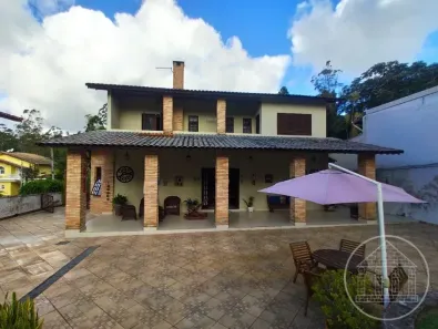 Sobrado com 3 Quartos à venda, 346m² no Centro, Embu-Guaçu