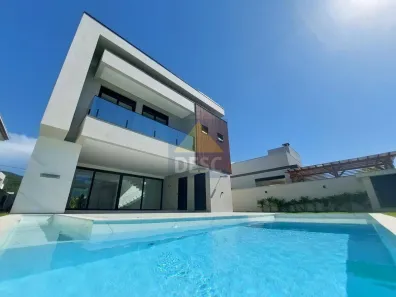 Casa de Condomínio com 4 Quartos à venda, 315m² no Santa Regina, Camboriú
