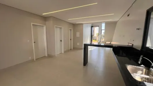 Casa de Condomínio com 3 Quartos à venda, 226m² no Jardins Capri, Senador Canedo