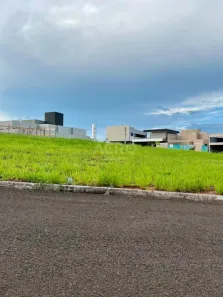 Lote/Terreno à venda, 329m² no Residencial Villa de León, Piratininga