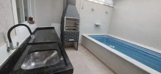 Sobrado com 2 Quartos para alugar, 120m² no Balneário Itaóca, Mongaguá