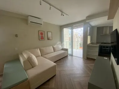 Apartamento com 1 Quarto para alugar, 51m² no Cambuí, Campinas