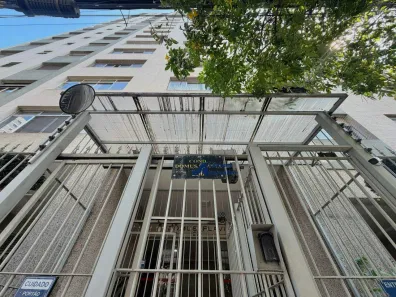 Apartamento com 3 Quartos para alugar, 120m² no Água Branca, São Paulo