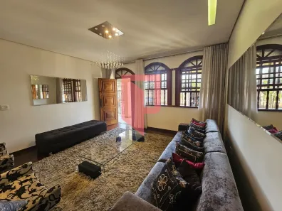 Casa com 5 Quartos à venda, 303m² no Santa Rosa, Belo Horizonte