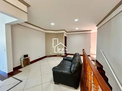 Casa com 3 Quartos à venda, 257m² no Centro, Vinhedo