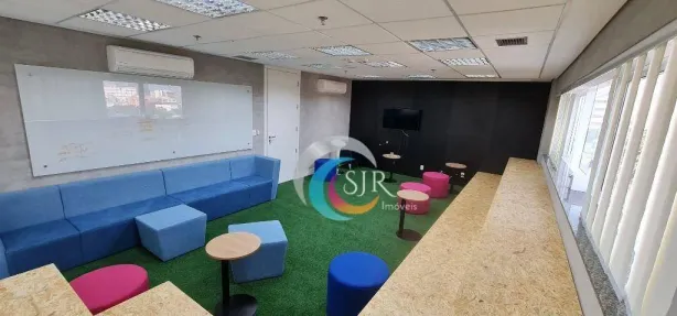 Sala Comercial para alugar, 233m² no Pinheiros, São Paulo
