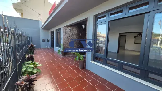 Imóvel Comercial com 4 Quartos para alugar, 166m² no São Cristóvão, São José dos Pinhais