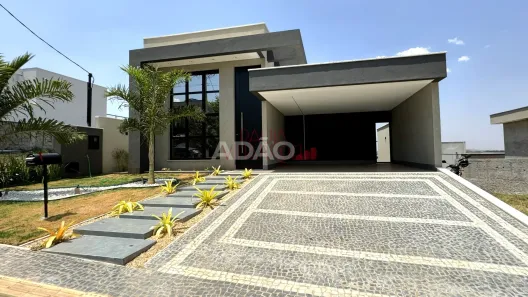 Casa de Condomínio com 3 Quartos à venda, 360m² no Jardins Nápoles, Senador Canedo